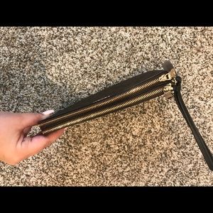 Coach clutch double zipper